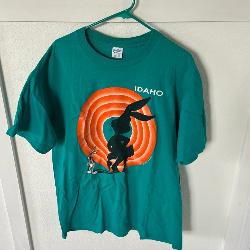 Vintage 1993 Warner Bros Men's XL Idaho Bugs Bunny T-shirt.